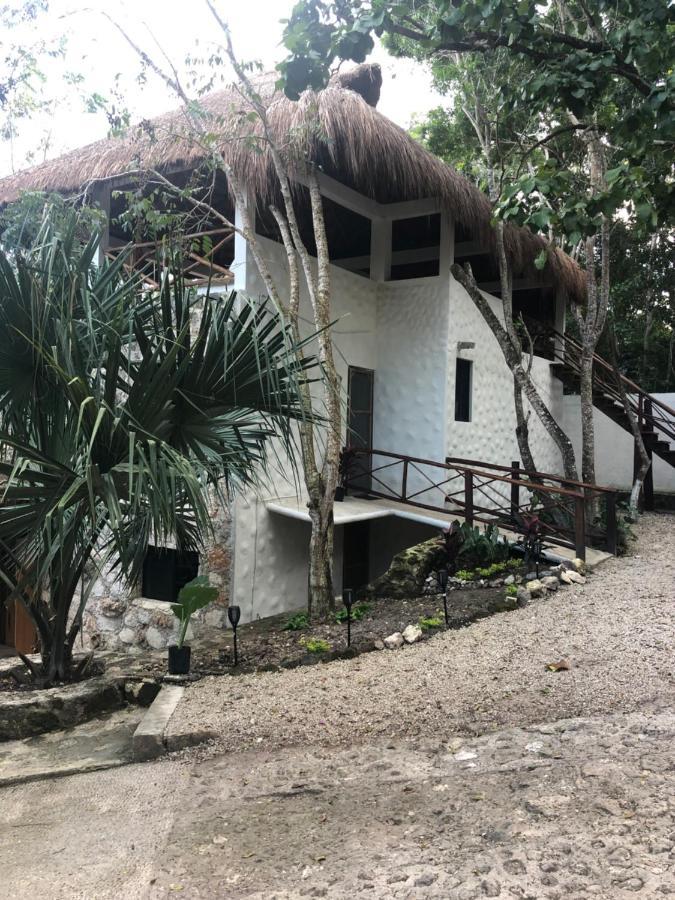 Villas Bizu Lagoon Villa *